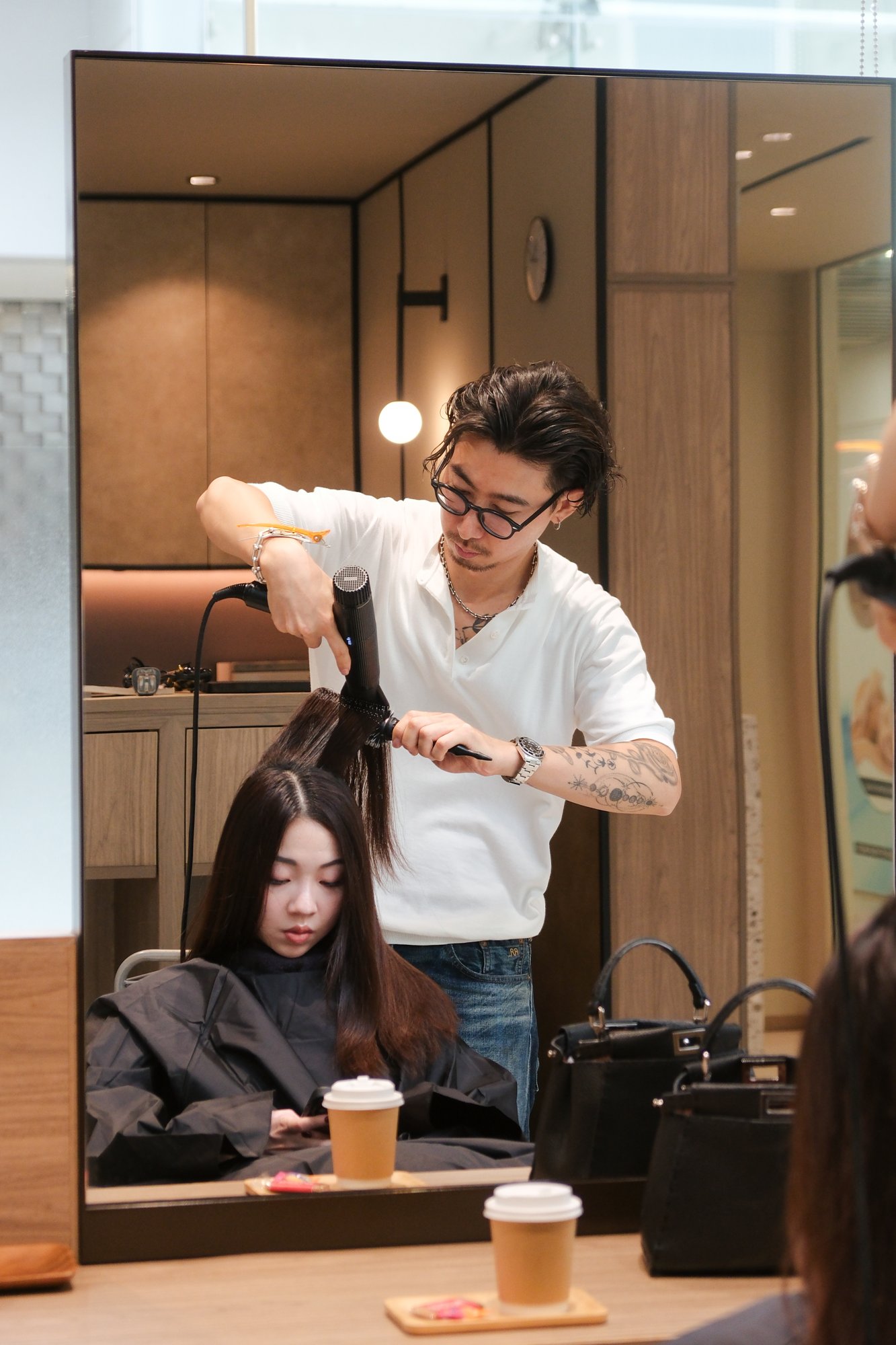 AUBE salon content and hair styling